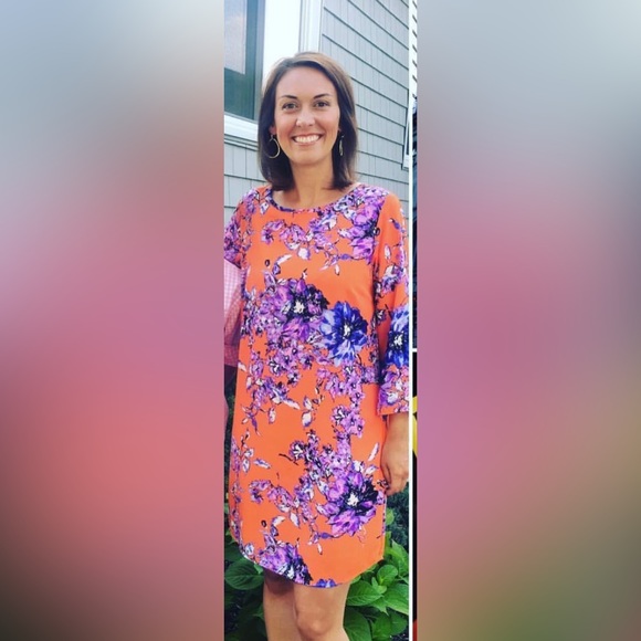 Evereve Dresses & Skirts - Evereve Allison Joy orange floral shift dress